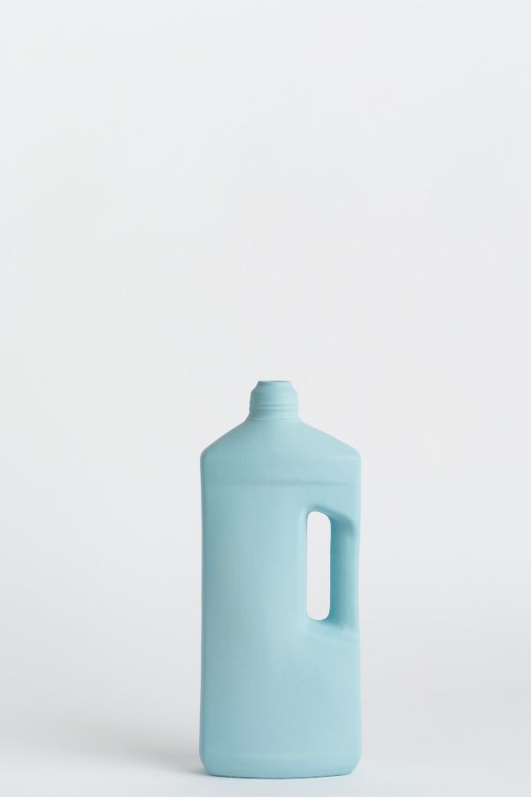 Slide View: 3: Middle Kingdom x Foekje Fleur Porcelain Motor Oil Vase