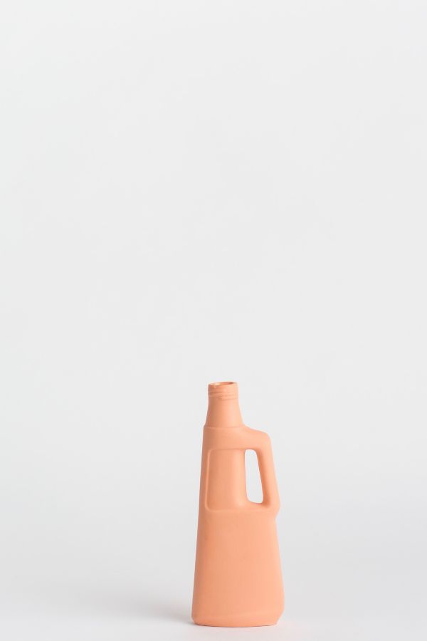 Slide View: 3: Middle Kingdom x Foekje Fleur Porcelain Revolver Vase