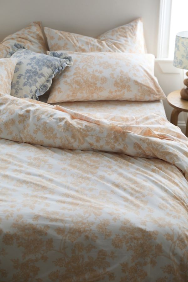 Slide View: 1: Toile Duvet Set