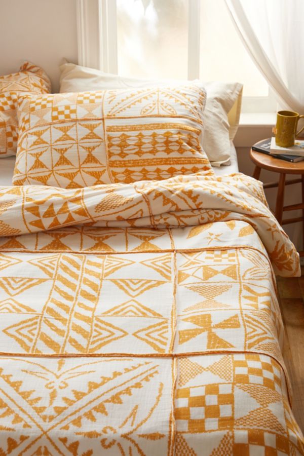 Slide View: 1: Henrietta Duvet Cover