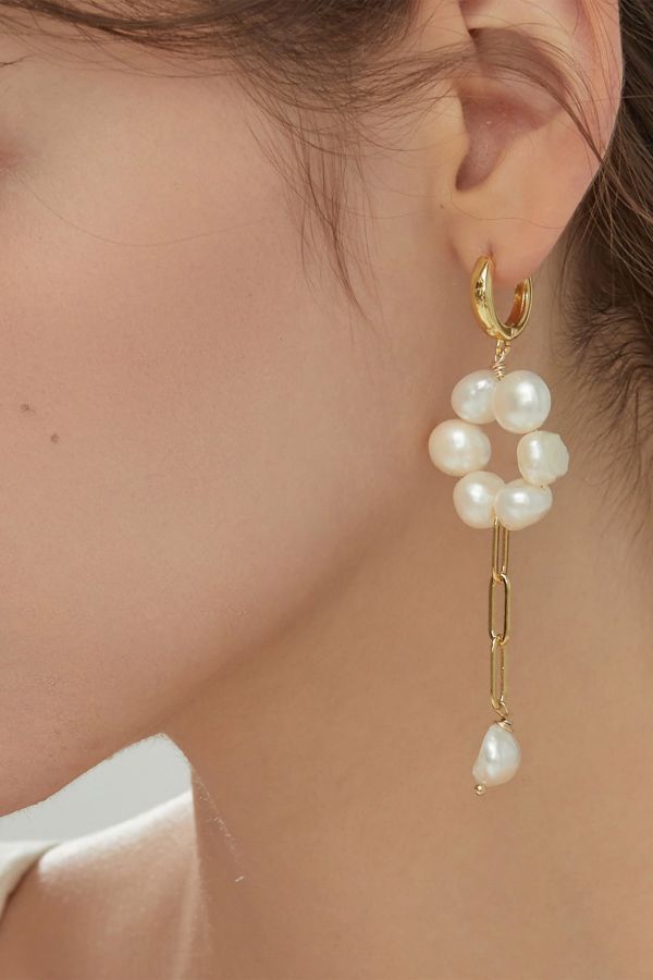 Slide View: 3: Joey Baby Kiki Pearl Earrings