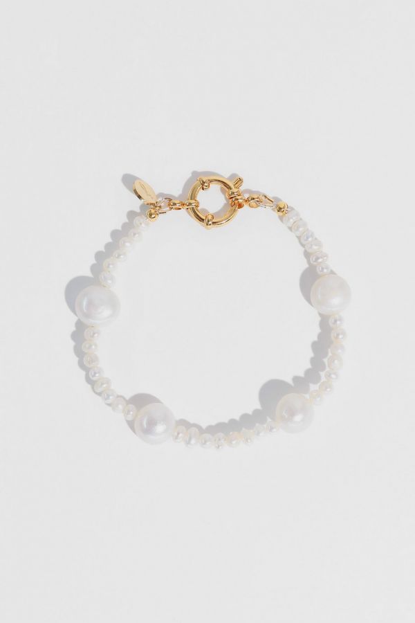 Slide View: 1: Joey Baby Kylie Pearl Bracelet