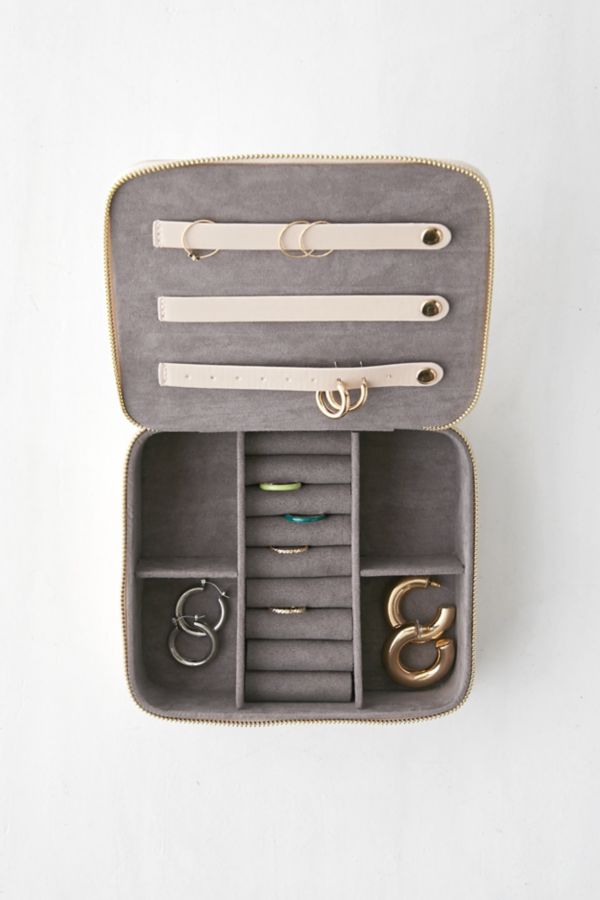 Slide View: 2: Mele and Co Shiloh Travel Jewelry Case