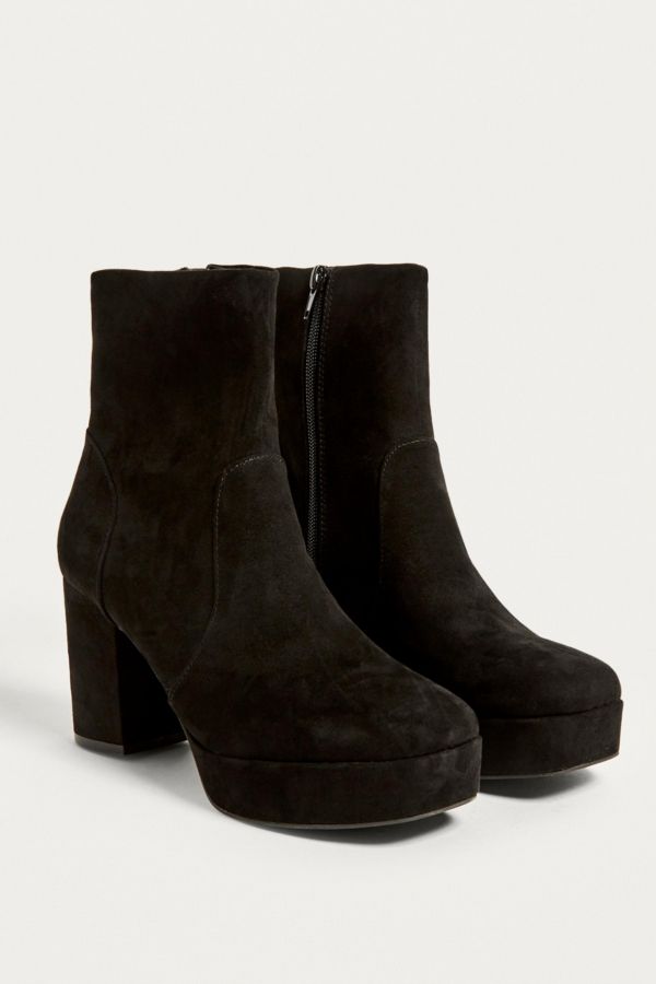 UO Olivia Suede Boot | Urban Outfitters