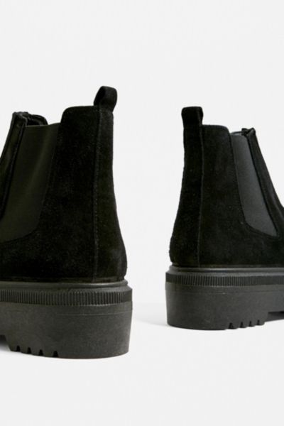 uo brody platform chelsea boot