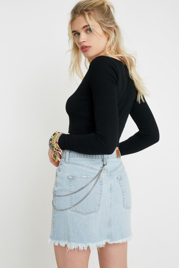 BDG Chain Belt Notched Denim Mini Skirt | Urban Outfitters