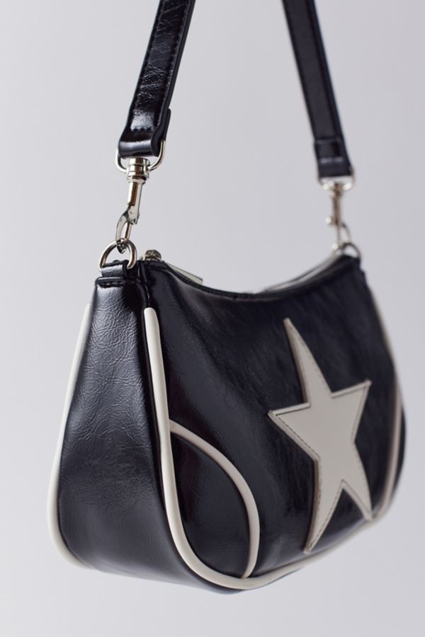 Slide View: 2: Sac Moto Daphne Star en Similicuir