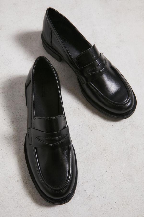 Slide View: 5: UO Penny Leather Loafer