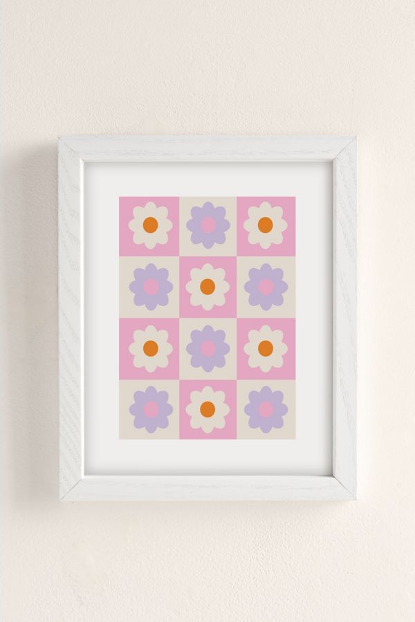 Slide View: 2: Grace Retro Flower Pattern S Art Print