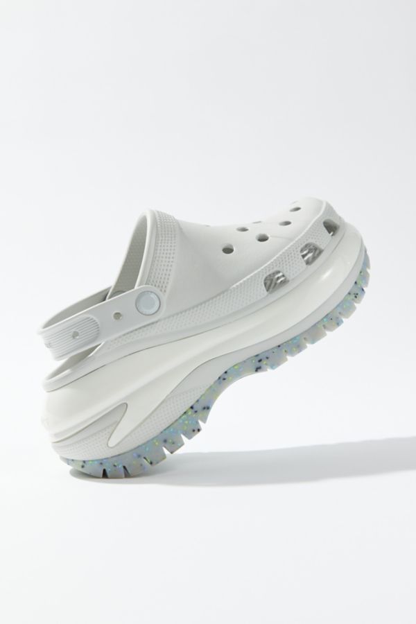 Slide View: 4: Sabot classique Mega Crush Crocs