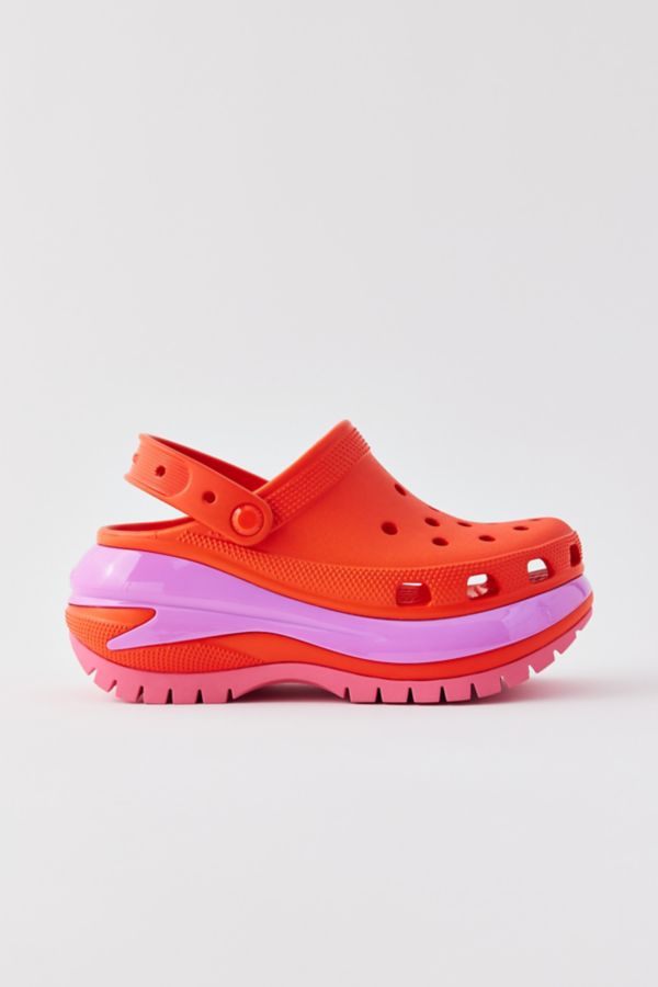 Slide View: 2: Sabot Mega Crush Crocs