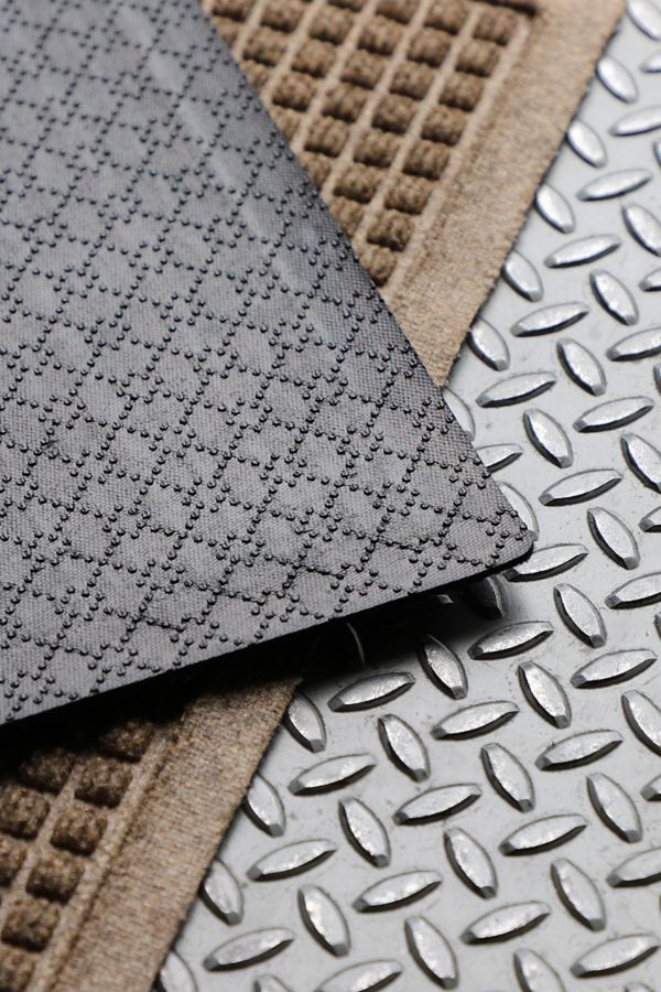 Slide View: 3: Matterly WaterHog Squares Indoor/Outdoor Doormat