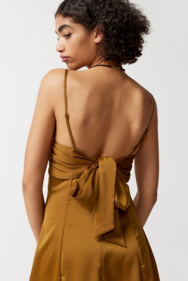 Slide View: 6: UO Bella Bow-Back Mini Dress