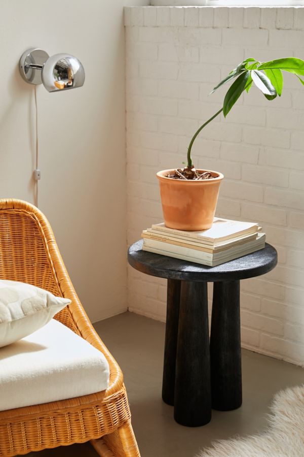 Slide View: 1: Mesa Side Table