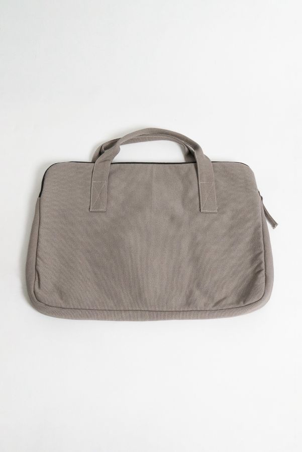 Slide View: 4: Terra Thread Organic Cotton Canvas Laptop Case