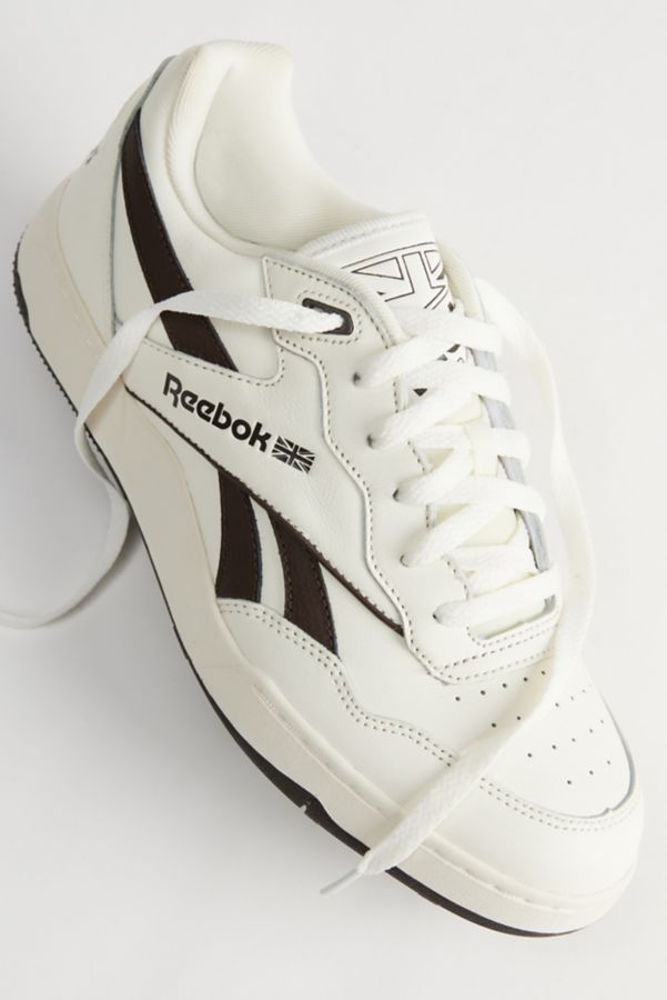 Slide View: 4: Sneaker de basketball BB4000 II Reebok