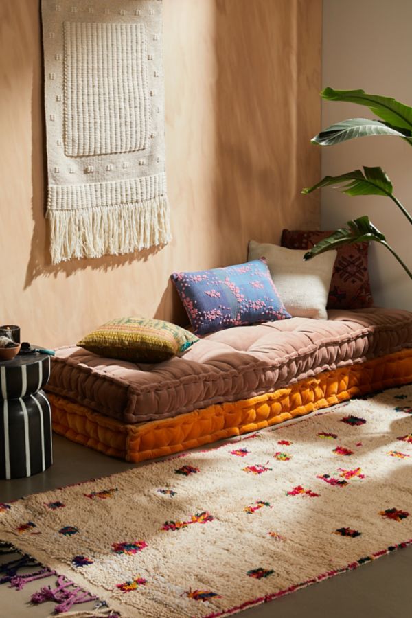 Slide View: 1: Rohini Velvet Daybed Cushion