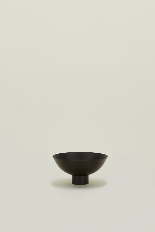 Slide View: 3: Hawkins New York Essential Footed Bowl