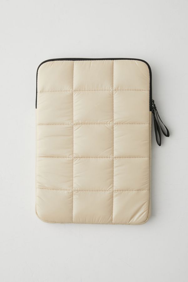 Slide View: 3: UO Puffer Laptop Sleeve