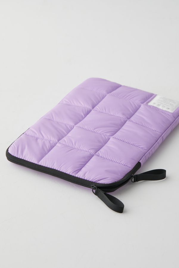 Slide View: 4: UO Puffer Laptop Sleeve