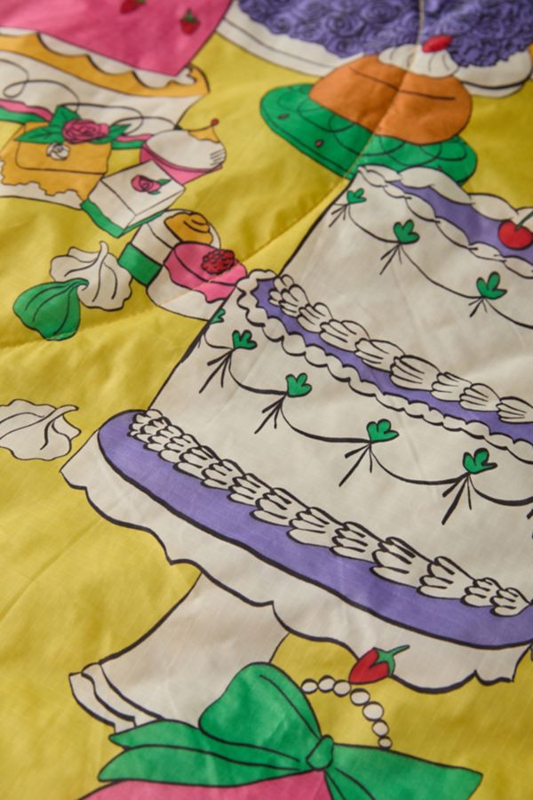 Slide View: 3: BAGGU Puffy Picnic Blanket