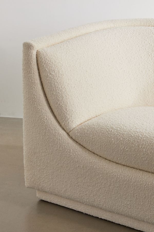 Slide View: 5: Aria Sofa