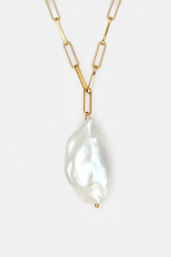 Slide View: 3: Deux Lions Jewelry Luna Baroque Pearl Necklace