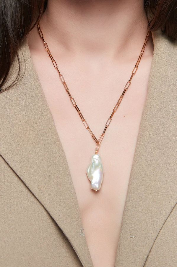 Slide View: 1: Deux Lions Jewelry Luna Baroque Pearl Necklace