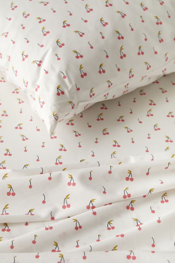 Slide View: 3: Cherries Sheet Set