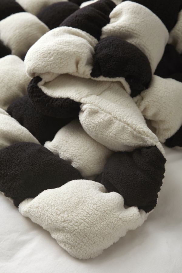 Slide View: 4: Marshmallow Cloud Fleece Throw Blanket