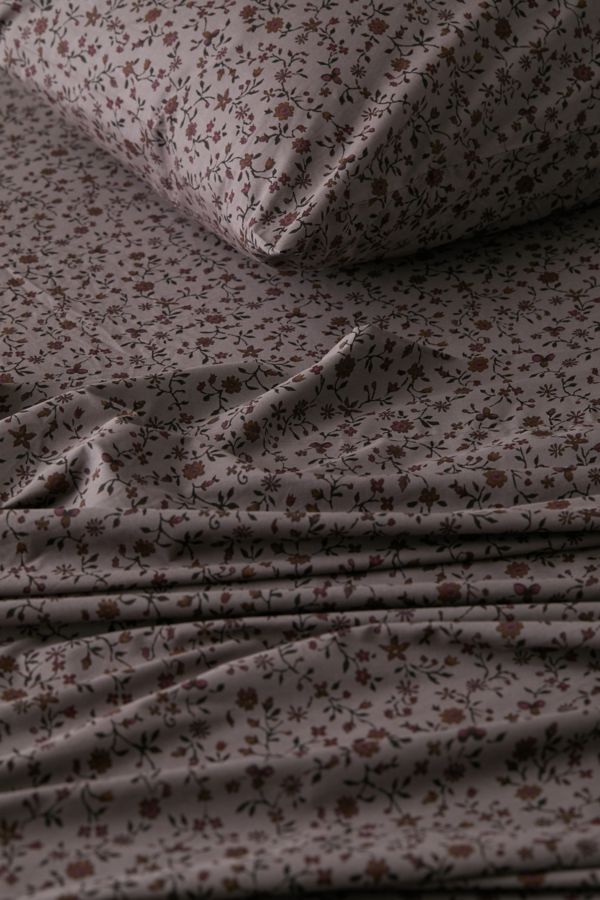 Slide View: 2: Clarissa Floral Vine Sheet Set