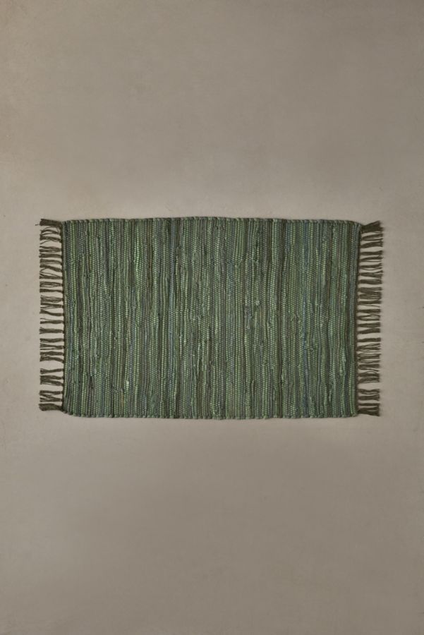 Slide View: 4: Urban Renewal Remnants Solid Chindi Rug