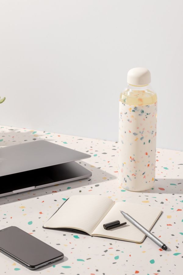 Slide View: 1: W&P Porter Glass Water Bottle