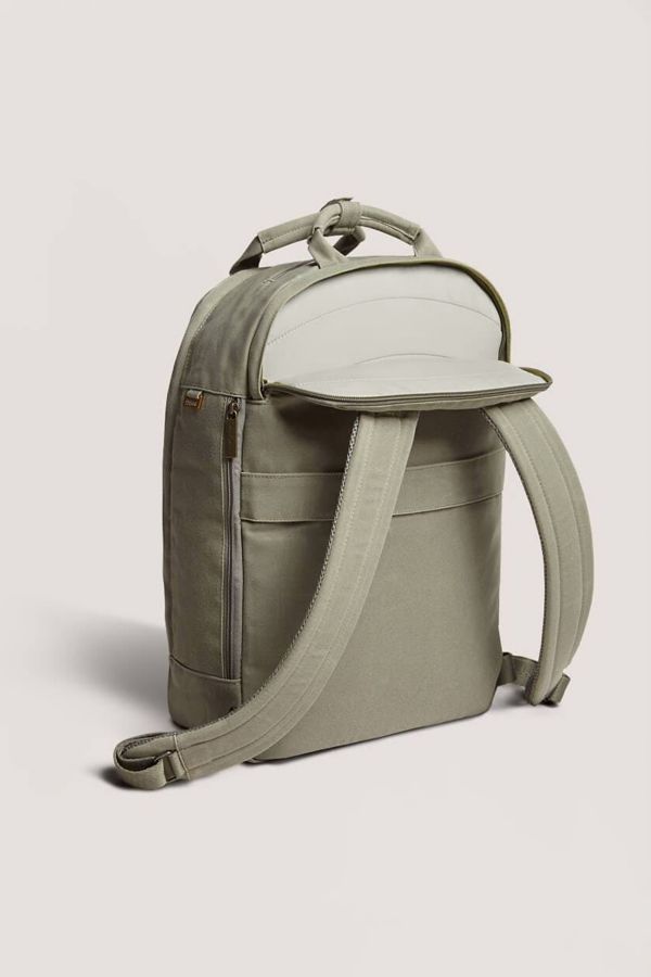 Slide View: 4: Day Owl Recycled Pro Backpack