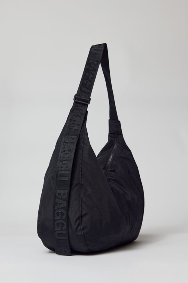 Slide View: 4: BAGGU Large Nylon Crescent Bag