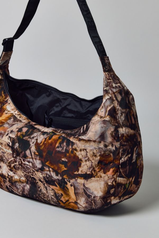 Slide View: 4: BAGGU Large Nylon Crescent Bag