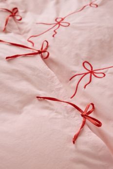 Slide View: 4: Lacey Bows Duvet Cover