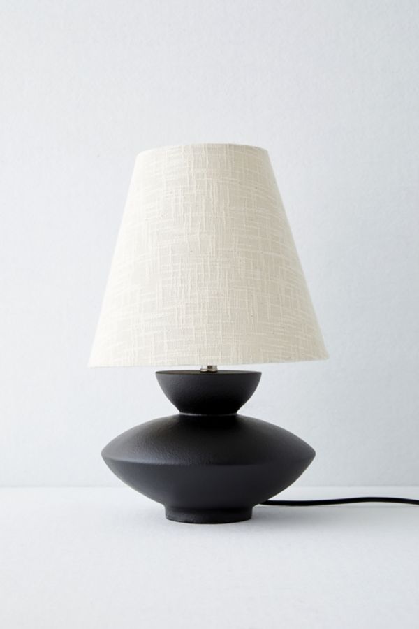 Slide View: 3: Darin Table Lamp