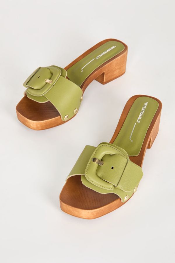 Slide View: 3: Intentionally Blank Mar Clog Sandal