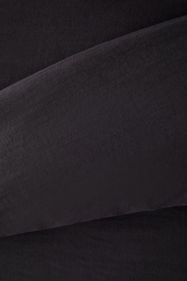 Slide View: 3: Relaxed Linen Tie Bow Duvet Cover