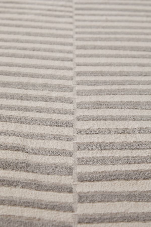 Slide View: 3: Static Tufted Rug