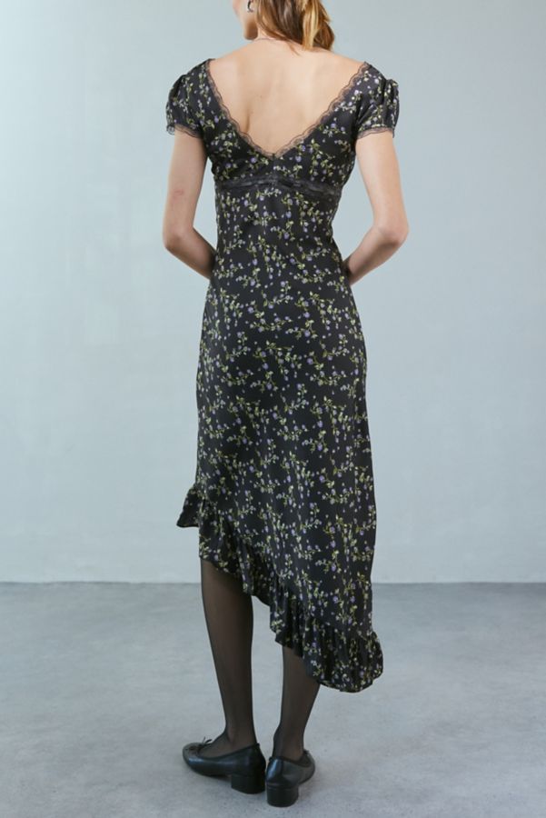 Slide View: 4: Kimchi Blue Cora Lace Trim Printed Asymmetrical Midi Dress