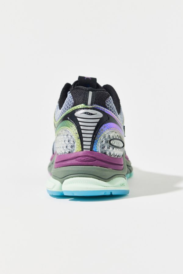 Slide View: 4: Saucony Women's ProGrid Triumph 4 Sneaker