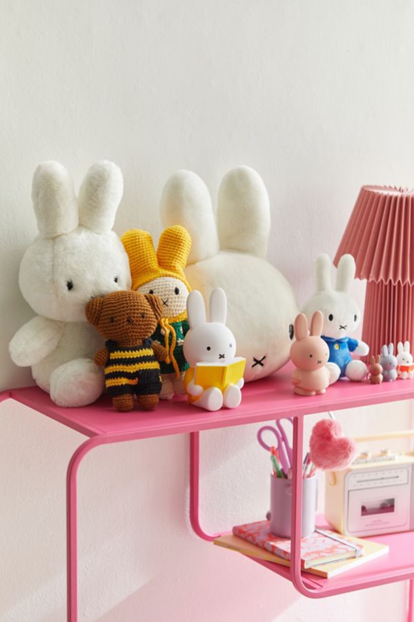 Slide View: 4: Peluche Miffy de 7,5 pouces