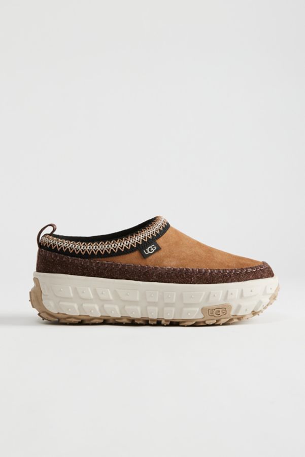 Slide View: 3: UGG Venture Daze Shoe