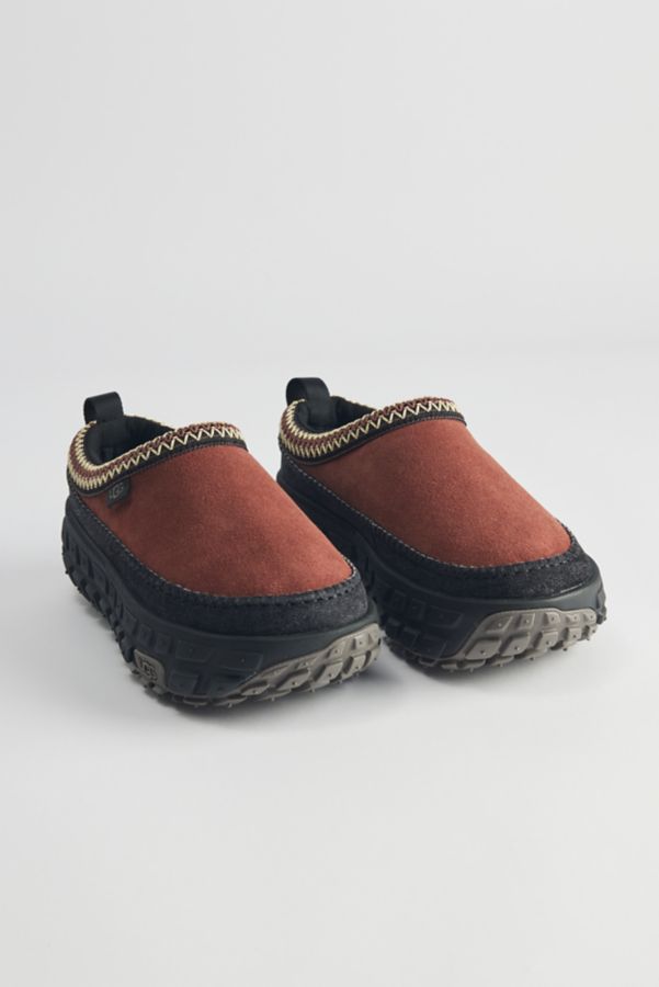 Slide View: 3: Chaussure UGG Venture Daze