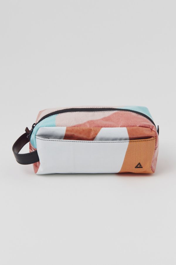 Slide View: 1: Rareform Munich Toiletry Bag