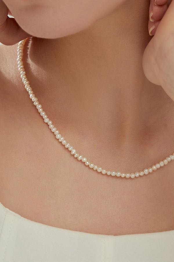 Slide View: 5: Joey Baby Carrie Pearl Necklace