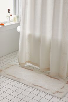 Slide View: 1: Lacey Bows Tufted Bath Mat