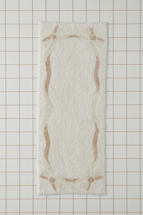 Slide View: 2: Lacey Bows Tufted Bath Mat